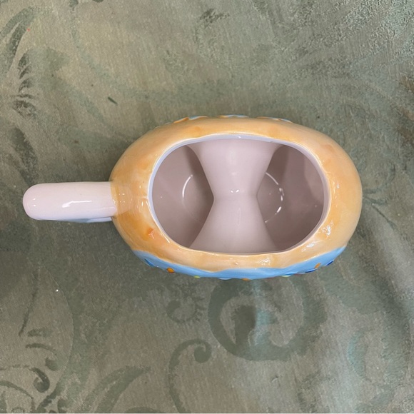 Simpsons inspired coffee mug by Comfify. Unique donut shape, no chips or cracks. - Picture 5 of 8